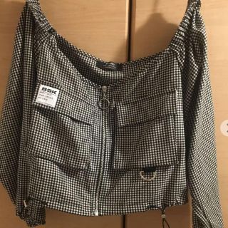 ベルシュカ(Bershka)のベルシュカ　Bershka アウター　チェック　ショート　かわいい(ブルゾン)