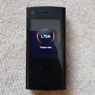 エヌティティドコモ(NTTdocomo)のL704i LG 【FOMA】(携帯電話本体)