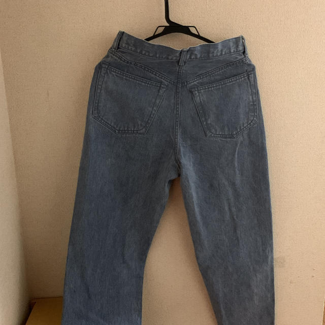 marka(マーカ)のText Straight Fit Creased Jeans 未使用 メンズのパンツ(デニム/ジーンズ)の商品写真