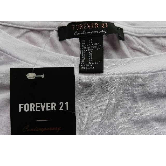 FOREVER 21(フォーエバートゥエンティーワン)の【FOREVER 21】トップス レディースのトップス(カットソー(半袖/袖なし))の商品写真