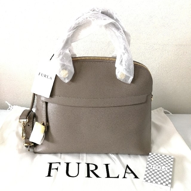 新品未使用】FURLA パイパー M ドーム 人気色 サッビア 【好評にて期間延長】 17542円引き 