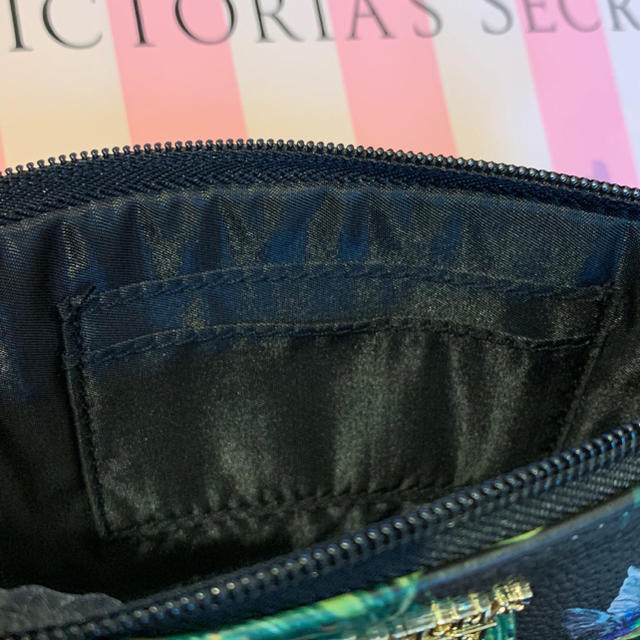 Victoria's Secret(ヴィクトリアズシークレット)の新品❤ Victoria’s Secret ❤ポーチ クラッチ ボタニカル  レディースのバッグ(クラッチバッグ)の商品写真