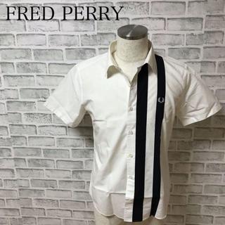 フレッドペリー(FRED PERRY)のフレッドペリー 半袖シャツ 月桂冠 刺繍ロゴ 古着 白 M(シャツ)