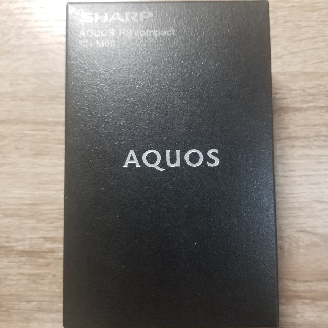 当季大流行 AQUOS シャープ　SH-M09 SIMフリー　完全新品 COMPACT R2 スマートフォン本体