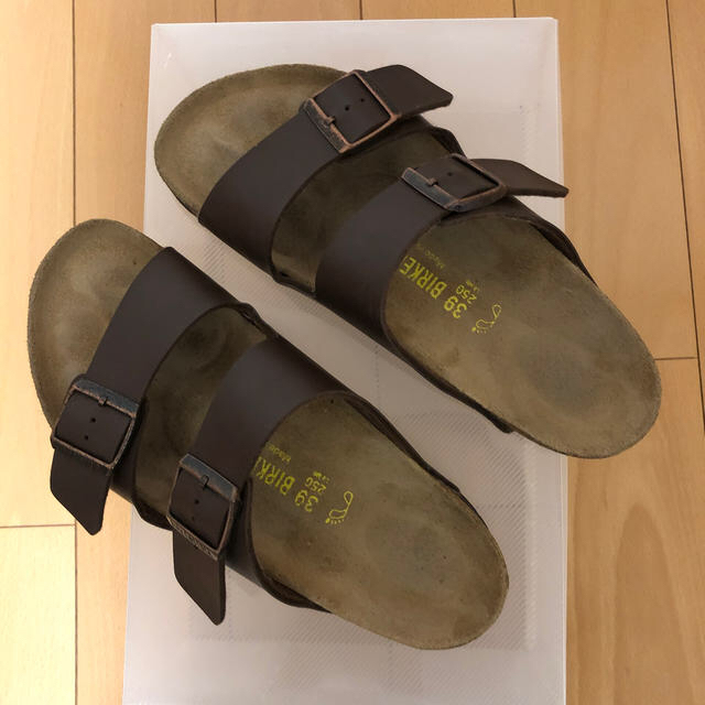 BIRKENSTOCK(ビルケンシュトック)のビルケンシュトック　アリゾナ　ブラウン　 レディースの靴/シューズ(サンダル)の商品写真