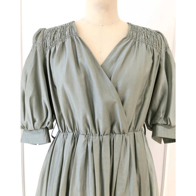 Airy Volume Sleeve Dress