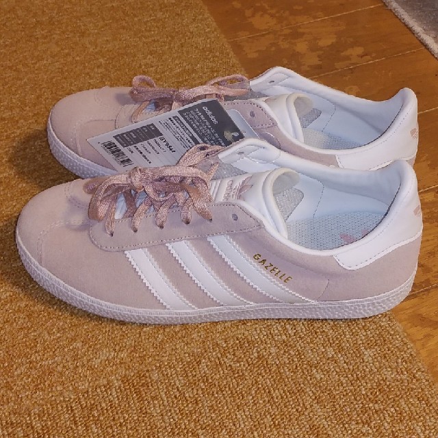 Adidas 新品未使用 Adidas ガッツレー ガゼル Gazelle ピンク 未使用 の通販 By Mh S Shop アディダスならラクマ