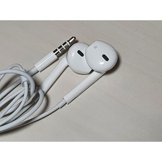 Apple EarPods with 3.5 mm Headphone Plug(ヘッドフォン/イヤフォン)