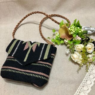 リラキャンベル(Lilas Campbell)のリラキャンベル◆新品ミニショルダーバッグ◆レディース◆定6490(ショルダーバッグ)