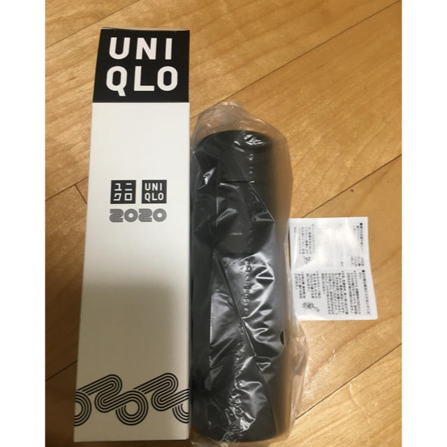 UNIQLO(ユニクロ)のユニクロステンレスボトルミニボトル ブラック インテリア/住まい/日用品のキッチン/食器(タンブラー)の商品写真