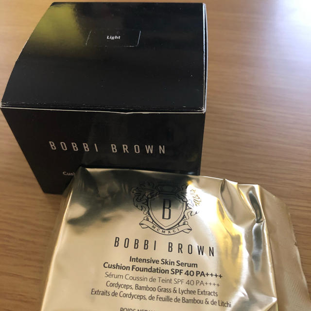 BOBBI BROWN(ボビイブラウン)のボビイブラウン インテンシブ スキン セラム クッション ファンデーション 03 コスメ/美容のベースメイク/化粧品(ファンデーション)の商品写真