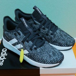 アディダス(adidas)のadidas QUESTAR X BYD 23,5cm(スニーカー)