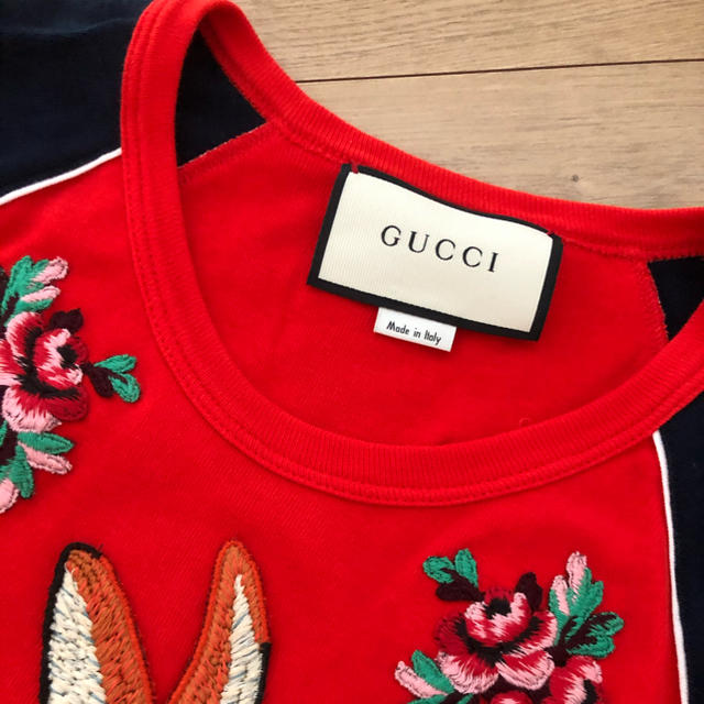 Gucci(グッチ)のGUCCI Tシャツ レディースのトップス(Tシャツ(半袖/袖なし))の商品写真