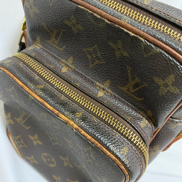 ルイヴィトン LOUIS VUITTON