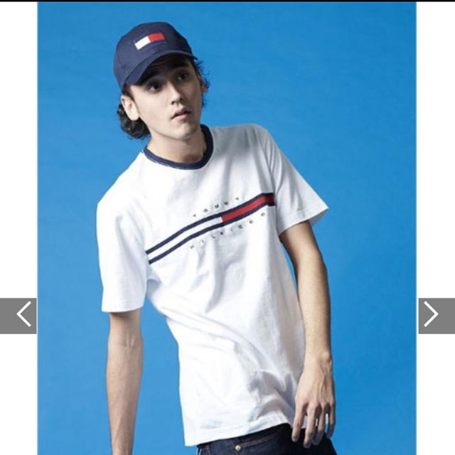 TOMMY HILFIGER(トミーヒルフィガー)のTommy hilfiger 白Tシャツ レディースのトップス(Tシャツ(半袖/袖なし))の商品写真