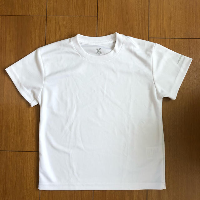 スポーツTシャツ　120センチ キッズ/ベビー/マタニティのキッズ服男の子用(90cm~)(Tシャツ/カットソー)の商品写真