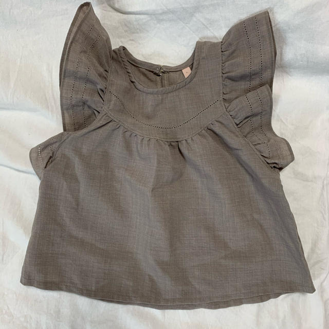 ZARA KIDS(ザラキッズ)のフリルトップス　韓国子供服 キッズ/ベビー/マタニティのキッズ服女の子用(90cm~)(Tシャツ/カットソー)の商品写真