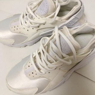 ナイキ(NIKE)の美品♡NIKE ハラチ　23.5(スニーカー)