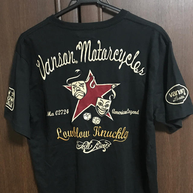 VANSON(バンソン)のバンソン ローブローナックルコラボTシャツ 美品❗ メンズのトップス(Tシャツ/カットソー(半袖/袖なし))の商品写真