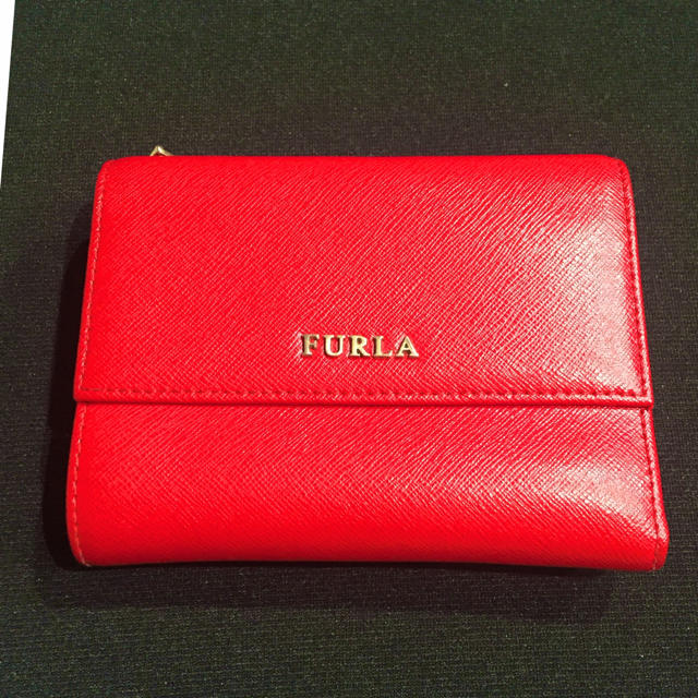 Furla(フルラ)のFURLA♡二つ折り財布 レディースのファッション小物(財布)の商品写真