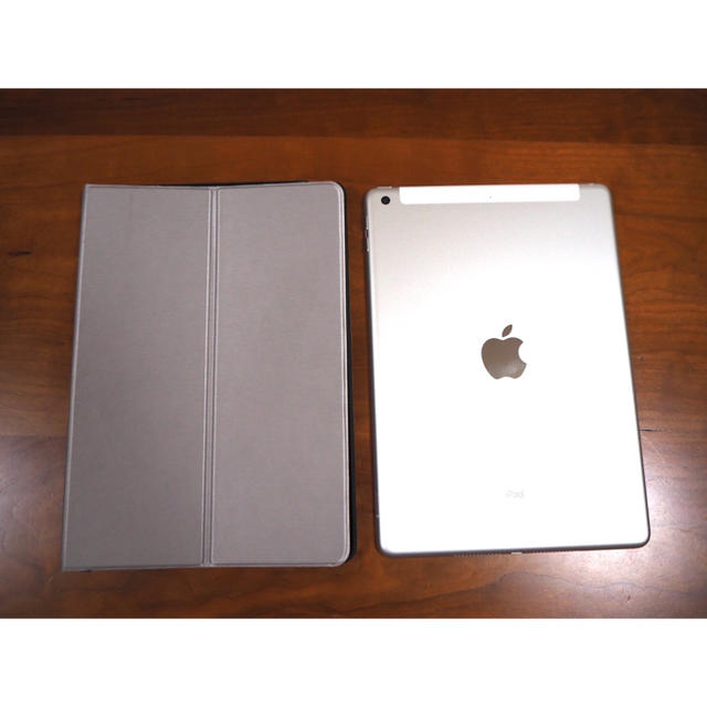 iPad 第5世代 32GB SIMフリーiPad5