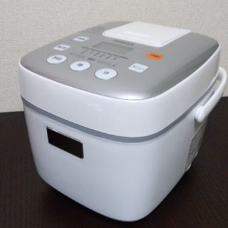 ヤマゼン(山善)のYAMAZEN マイコン炊飯ジャー　YJB-300(W)(炊飯器)