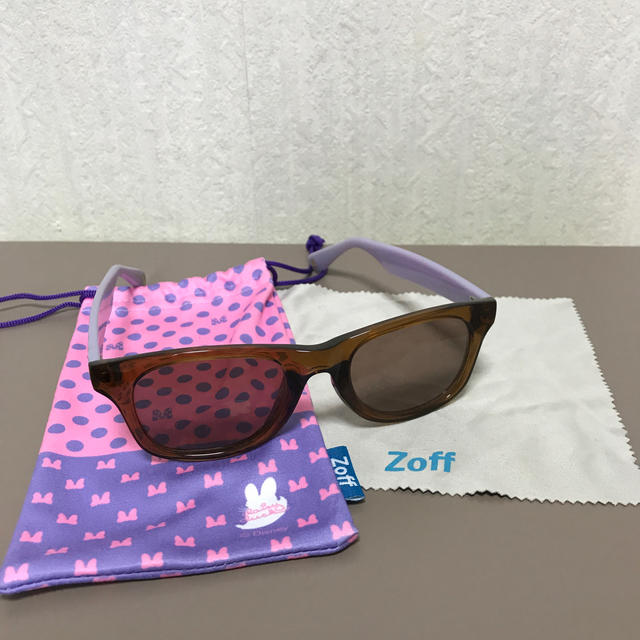 Zoff(ゾフ)のZoff ディズニー　デイジー　サングラス レディースのファッション小物(サングラス/メガネ)の商品写真