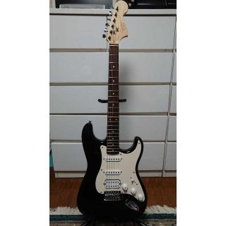 フェンダー(Fender)の☆Squier(スクワイアー)　ラージヘッド　黒ストラト　S-S-H☆(エレキギター)