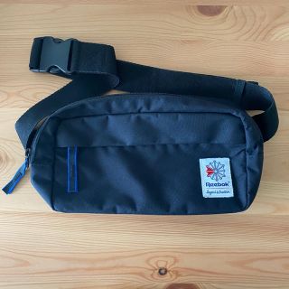 リーボック(Reebok)のReebok Classics Waist Bag (Black)(ウエストポーチ)