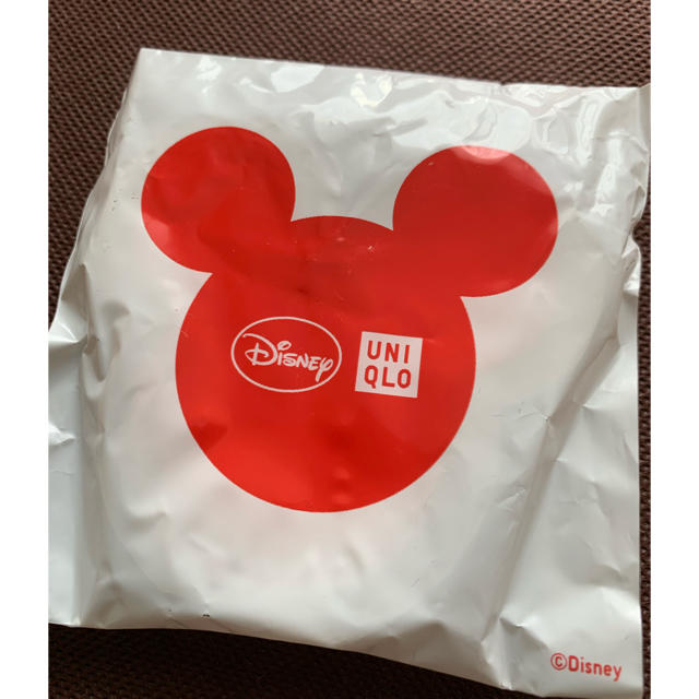 Disney(ディズニー)のUNIQLO×Disney  非売品缶バッジ エンタメ/ホビーのアニメグッズ(バッジ/ピンバッジ)の商品写真