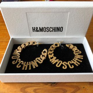 モスキーノ(MOSCHINO)の【値下げ】H&MOSCHINO ピアス　箱付き(ピアス)