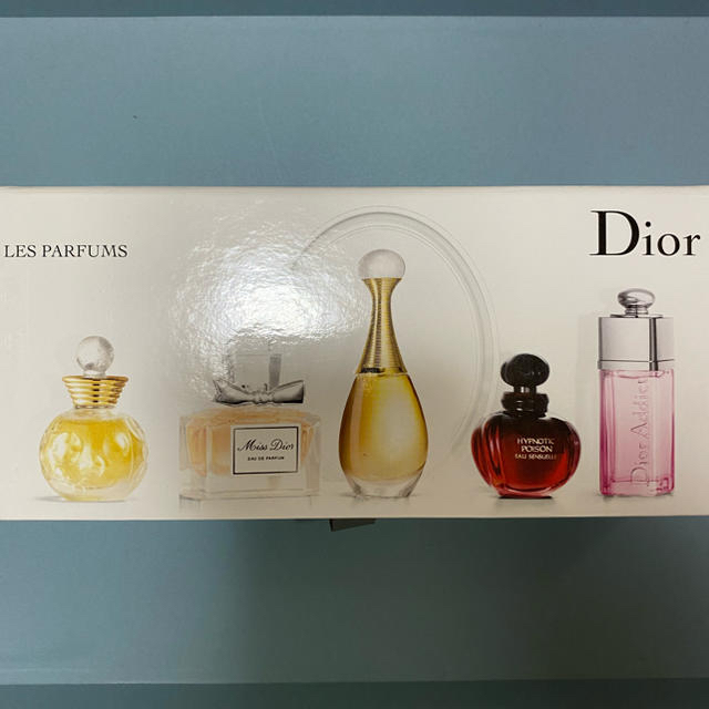 Dior(ディオール)の大幅値下げ　Dior LESPARFUMS 香水セット　5ml×5 コスメ/美容の香水(香水(女性用))の商品写真