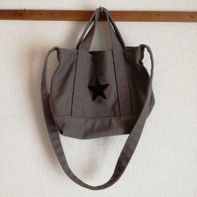 CONVERSE(コンバース)のCONVERSE　TOKYO 　コンバース　トウキョウ　キャンバストート　バッグ レディースのバッグ(ショルダーバッグ)の商品写真
