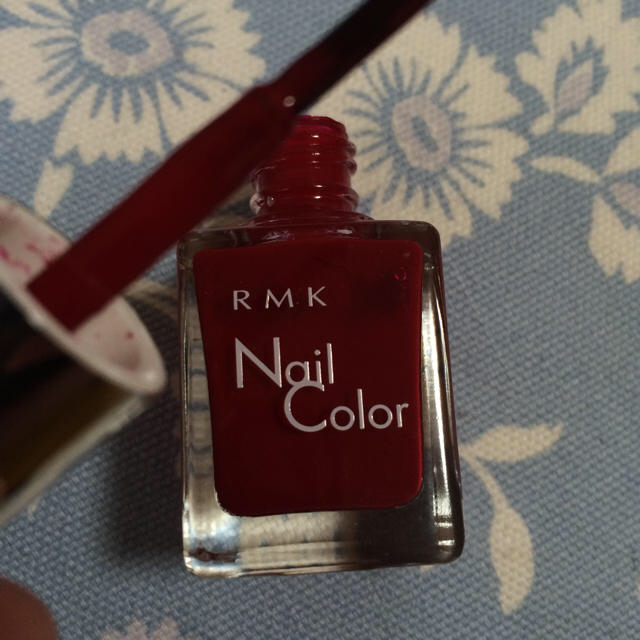 RMK(アールエムケー)のRMK ネイルカラー レッド2色 コスメ/美容のネイル(マニキュア)の商品写真