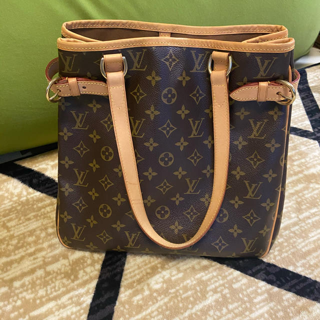 LOUIS VUITTON - ルイヴィトントートバック