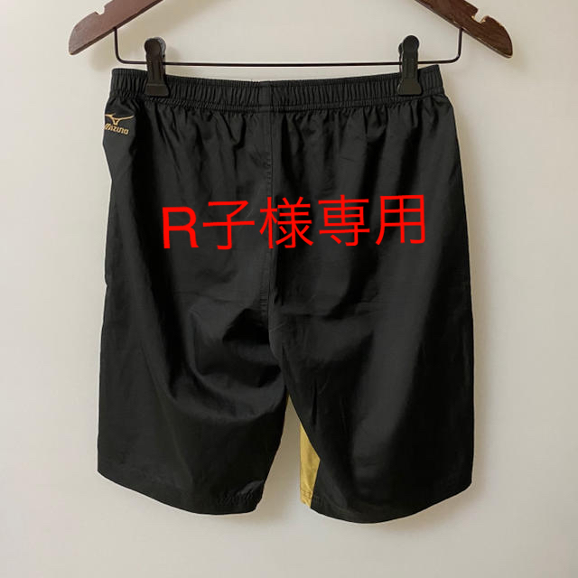 MIZUNO(ミズノ)のハーフパンツ MIZUNO ミズノ Sサイズ 黒 ブラック ゴールド レディースのパンツ(ハーフパンツ)の商品写真