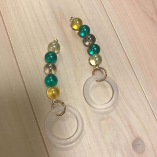 ビームス(BEAMS)のハンドメイド ピアス ちゅるんとガラスゆらゆら ピアス(ピアス)