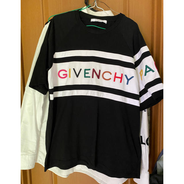 【確実正規品】GIVENCHY tシャツ カラフルロゴ ロゴ マルチ