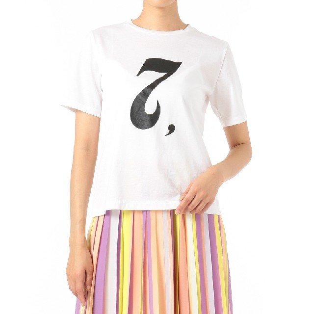 GRACE CONTINENTAL(グレースコンチネンタル)のグレースコンチネンタルレタードTシャツ新品タグ付きです✨ レディースのトップス(Tシャツ(半袖/袖なし))の商品写真