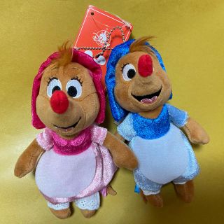 ディズニー(Disney)のスージー　パーラー　ぬいぐるみバッジ(キャラクターグッズ)