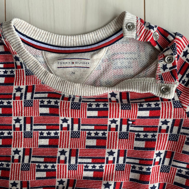 TOMMY HILFIGER(トミーヒルフィガー)のTOMMY HILFIGER ロンパース キッズ/ベビー/マタニティのベビー服(~85cm)(ロンパース)の商品写真