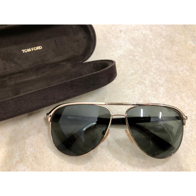 TOM FORD(トムフォード)の美品 TOM FORD トムフォード Keith ティアドロップ サングラス メンズのファッション小物(サングラス/メガネ)の商品写真