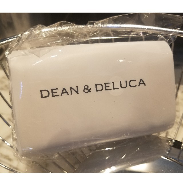 DEAN & DELUCA(ディーンアンドデルーカ)の【ホワイト】 DEAN&DELUCA ミニマムエコバッグ ゆうパケット発送 ② レディースのバッグ(エコバッグ)の商品写真