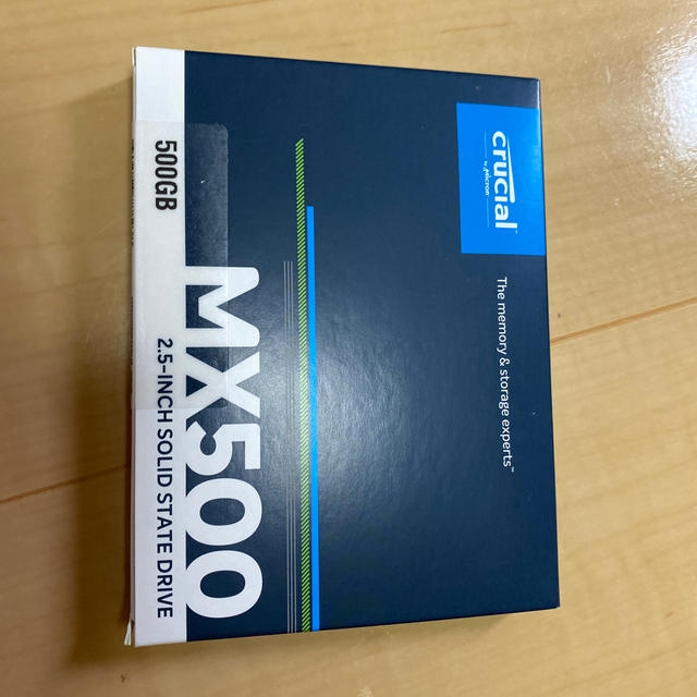 Crucial MX500 2.5インチSSDCrucial