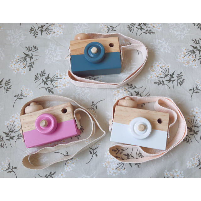 mii様専用　ブルー　木製　カメラ　おもちゃ　北欧　アナログ　デジタル　 キッズ/ベビー/マタニティのおもちゃ(知育玩具)の商品写真