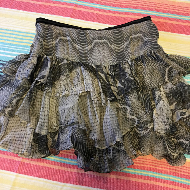 ZARA(ザラ)のZARAパイソン柄シフォンスカート レディースのスカート(ひざ丈スカート)の商品写真