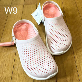 クロックス(crocs)の新品 クロックス ライトライド W9 25.0 25cm ピンク(サンダル)