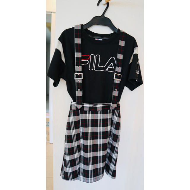 WEGO(ウィゴー)のWEGO FILA  黒Tシャツ キッズ/ベビー/マタニティのキッズ服女の子用(90cm~)(Tシャツ/カットソー)の商品写真