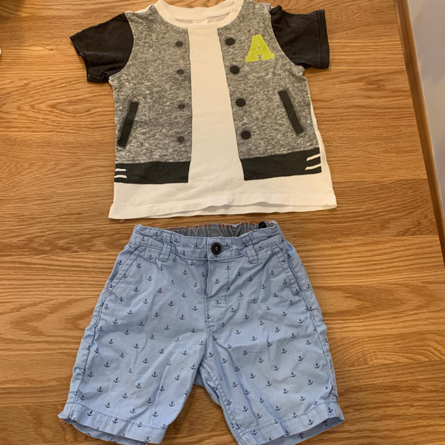 H&M(エイチアンドエム)のTシャツ パンツセット　80サイズ キッズ/ベビー/マタニティのベビー服(~85cm)(Ｔシャツ)の商品写真