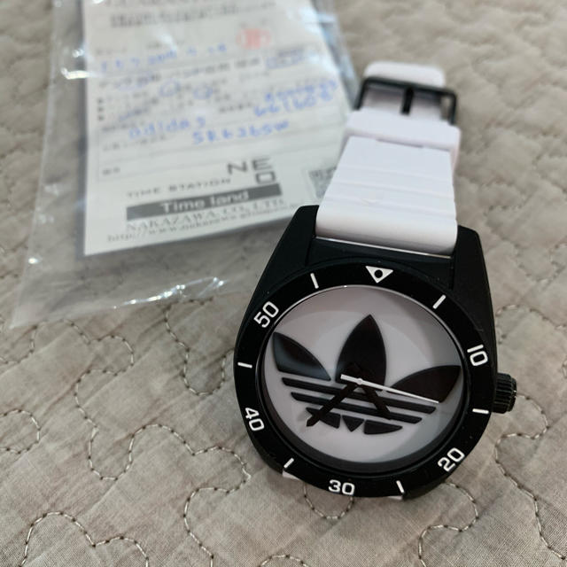 Adidas 美品 アディダスオリジナルス 白黒 シリコン腕時計の通販 By Shop Y 断捨離セール中 アディダスならラクマ Adidas 美品 アディダスオリジナルス 白黒 シリコン腕時計の通販 By Shop Y 断捨離セール中 アディダスならラクマ
